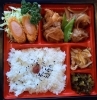 「一魚一会　明日の日替り弁当は「白身魚のソテーとガレット」」