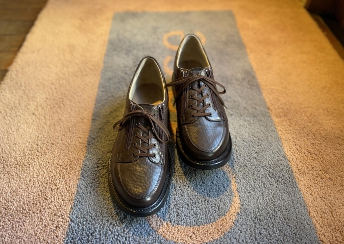 「仕事中の事故(労災)によって足のトラブルを抱えているお客様への靴型装具が完成しました👀」