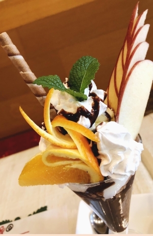 Dining Yourhero Sの フルーツパフェ 冷たいスイーツ 佐世保のスイーツ特集 まいぷれ 佐世保 Dining Yourhero Sの フルーツパフェ 冷たいスイーツ 佐世保のスイーツ特集 まいぷれ 佐世保