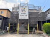 「屋根の被せ葺きと外壁塗装の施工事例　住まいの表情と守りを一新するBefore＆After」