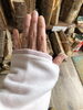 親指だせます「秋のコーディネートにいかがですか？」