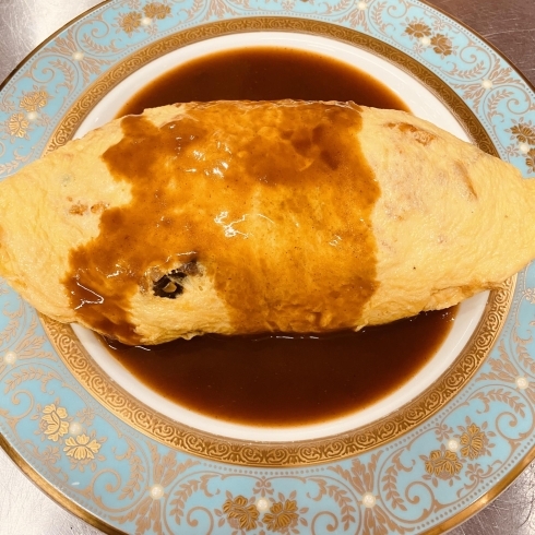 裏メニュー!オムライスのデミソース「佐世保洋食といえばシェオリーブ。『和魂洋菜』料理が盛りだくさんランチタイムからディナータイムまで大満足間違いなし!ソムリエのマスターが選ぶワインのペアリングも出来、ワインバーとしてもご利用いただけます!佐世保ランチ、佐世保ワインバー」