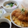 サービス丼セット