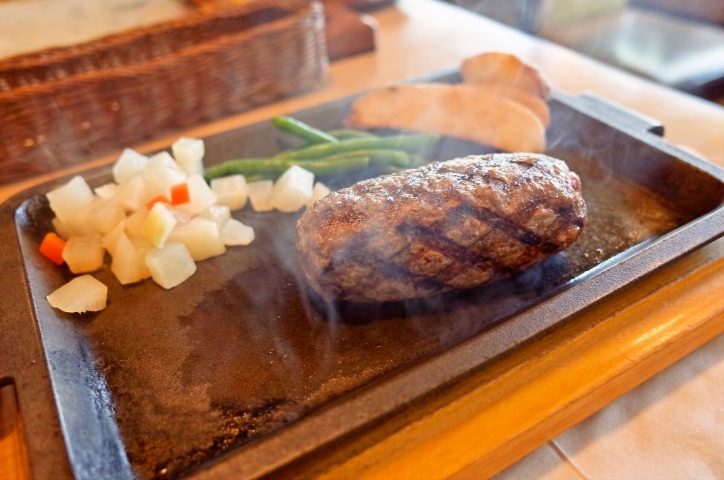 長野市上松の ドンキホーテ上松店 さんで今日はちょっとワイルドに 粗挽き 俵ハンバーグ 長野市のオススメ ランチ特集 まいぷれ 長野市