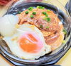 チャーシューエッグ丼「ランチに 仕出し料理屋さんのお弁当いかがですか🤗※都合により、サンドイッチはお休みさせていただきます🙇‍♂️」