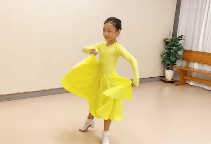 「函南　英語&ダンス　popでおしゃれ　美しさを追求する新設ダンスクラス生徒募集中」