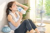 経口補水液は、100～200mL程度を少しずつ、こまめにゆっくりと飲む様にしましょう。「経口補水液の正しい飲み方  ～知っておきたい！脱水時の強い味方～」