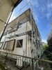 架設足場工事施工中「千葉市アパートの大規模修繕工事スタート！遠方でも最高品質をお約束します」