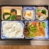 野菜たっぷりの、素材を味わう和弁当。写真は2,160円。「旬食や 香秀」