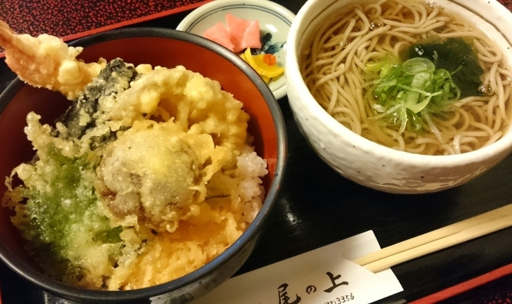 「天丼にそば」