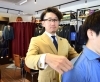 採寸のプロがあなたのカラダをお測りします。「オーダースーツM2PLANT明石大久保店」