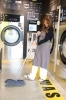 スタッフが店内にいる時は気軽にお声掛けください♪「24H LAUNDRY 46（シロ）」