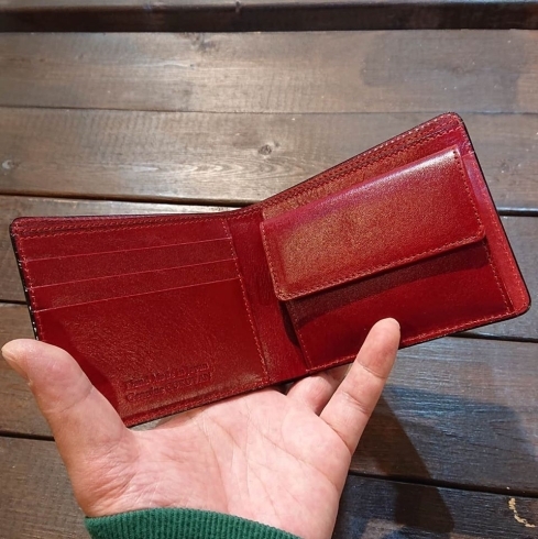 「コードバン☆二つ折り財布」