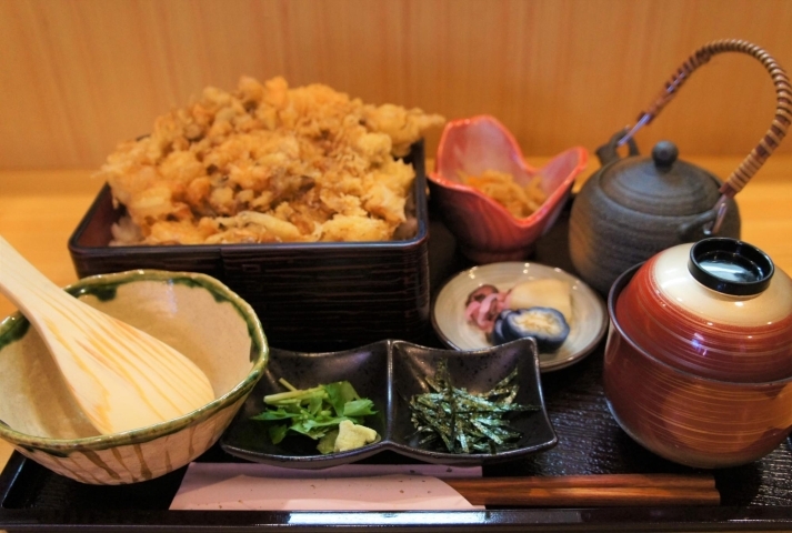 食いものや 藤 のかき揚げひつまぶし膳ランチ Jr登戸駅 小田原線向ヶ丘遊園駅 川崎市のおすすめランチ特集 まいぷれ 川崎市 食いものや 藤 のかき揚げひつまぶし膳ランチ Jr登戸駅 小田原線向ヶ丘遊園駅 川崎市のおすすめランチ特集 まいぷれ 川崎市