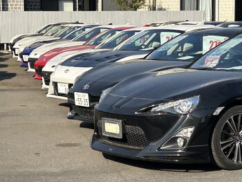 GTスポーツ多数展示しております「クローバーランドカーズ 越谷 GT専門店」