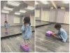 小さなお子さまは簡単なスタンツ（組体操）を中心に指導します「チアリーディングチームVarious」