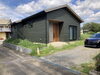 施工前（ビフォー）「雑草対策と駐車場土間で一新｜階段追加と境界整備で安心の外構へ」