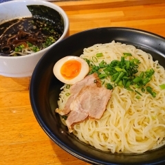 【盛岡市】とんこつらーめん豚食／つけメン（税込880円）