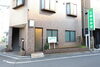 緑の看板が目印　駐車場完備のためお車でもご来院いただけます「元郷名倉堂整骨院」
