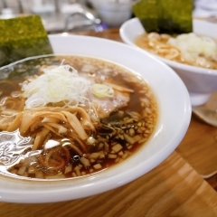 『鶴亀』で煮干しの旨みたっぷりのやみつきラーメン！【千歳市東雲町】 | 千歳市・恵庭市のおすすめランチ特集| まいぷれ[千歳・恵庭]