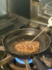 焼き加減まで丁寧に。肉汁あふれる当店自慢のハンバーグ「キッチン BAR あんじぇとあーら」