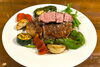 「アグー豚のグリル」クセがなく赤身が濃厚なのが特長です「イタリアンバー AQUAVITE 松戸」