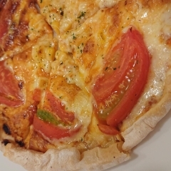 ピザ トマトコ━ン
