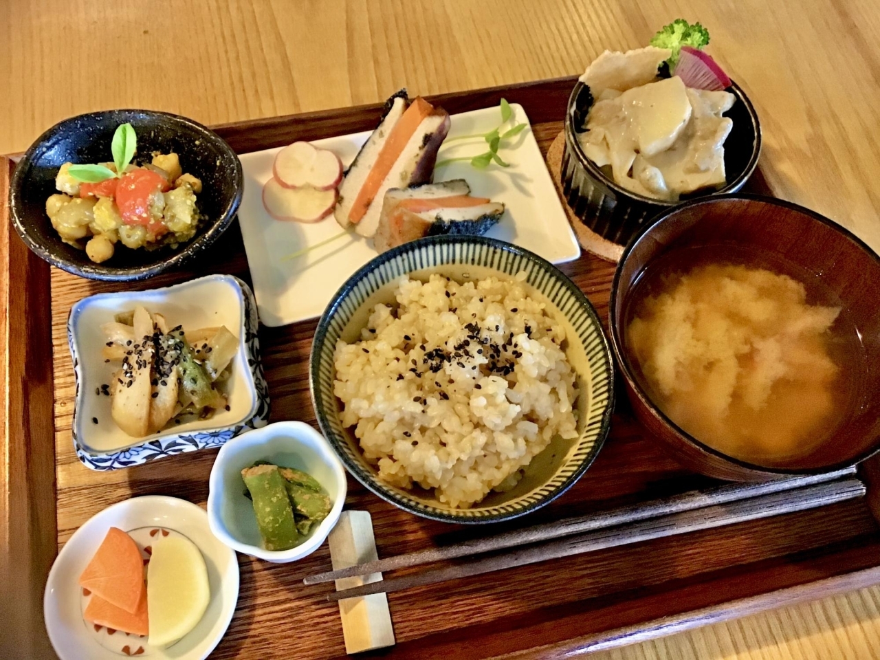 中区富塚町 自然食レストラン Bejita の一汁五菜膳を食べてきました 浜松市のランチ まいぷれ 浜松市 中区富塚町 自然食レストラン Bejita の一汁五菜膳を食べてきました 浜松市のランチ まいぷれ 浜松市