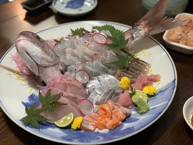 「松茸ごはん✨淡路島、南あわじ市の小料理なかおです✨淡路島の魚、お肉を使用しています✨是非お越しください✨」