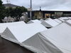 雨風対策の為、とりあえずテントは一晩伏せた状態に「鳥羽わいわい祭り」
