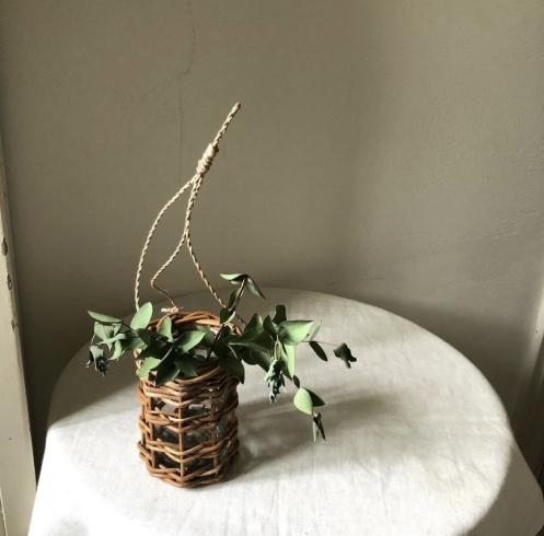 可愛いハンギングフラワーベース入荷致しました Le Tresor Cache ル トレゾール カシェ のニュース まいぷれ 薩摩川内市 さつま町 可愛いハンギングフラワーベース入荷致しました Le Tresor Cache ル トレゾール カシェ のニュース まいぷれ 薩摩川内市 さつま町