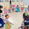 先生ハイ！おててつなご！「子ども園に行ってきました！フラダンス教室　初心者さん歓迎！那珂川　中ノ島公園」