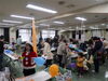 「たくさん古着をお持ち頂きありがとうございました！大盛況の『こども服交換会』（京成ドライビングスクールさまにて♪）」