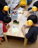 製作している様子😙「むかし遊び（札幌市北区児童デイ　まんまる札幌篠路）」