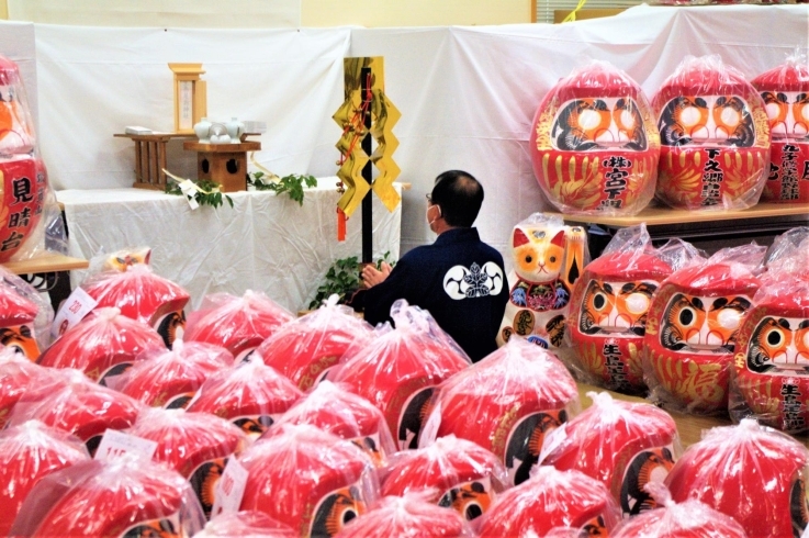 「延喜式内名神大社　生島足島神社の「新年福ダルマ清祓式」12月10日「UCVレポート」放映のご案内」