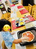 「お誕生日をお祝い♪みんなでホットプレートを囲んで特製ピザ作りに挑戦しました！」