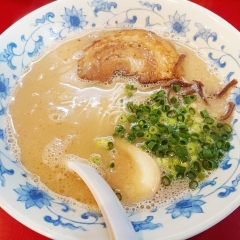 「博多ラーメンまるひで」まるひでラーメン