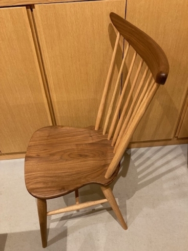 ウインザーチェア「背が高く安定感のある座り心地　W552Kチェア　椅子・いす・チェアをお探しなら札幌の家具専門店『彩工房畑山』へ」