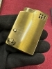 ネジを巻き上げます ボタンをスライドし曲を止めます「ビンテージ オルゴール付きライター KRAFT MUSIC HALL ペリーコモ」