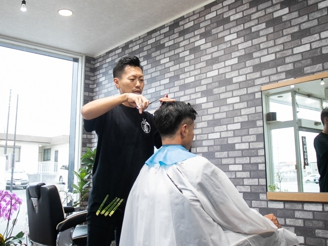 クールでビューティフルなスタイルは女性のお客様にも好評 年末に向けての散髪はいかがです まいぷれ伊勢のニュース まいぷれ 伊勢 クールでビューティフルなスタイルは女性のお客様にも好評 年末に向けての散髪はいかがです まいぷれ伊勢のニュース まいぷれ 伊勢