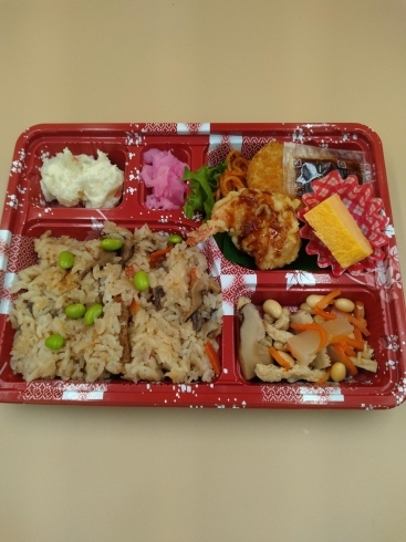 「お弁当　オードブル　♪」