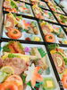 二段箱膳。お客様のご要望で、肩蒲鉾付きです。「新年会は、あがわで。忘年会も終盤に…」