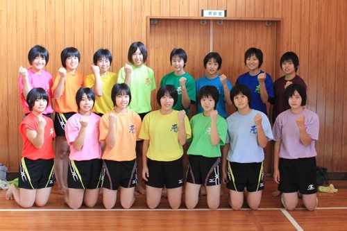 宮崎北高等学校 女子バレー部 ネットを越えてつながる バレーの輪 まいぷれ 宮崎