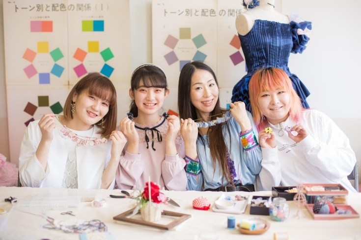 洋裁 ソーイング 洋服作り はじめてみたい習い事 新しい趣味 人気のアパレル資格取得 あなたのファッションセンスが目覚める学校 神戸文化服装学院 デザイン ソーイング パターン 製図 縫製 大人女子の趣味 週1 教室 スクール 神戸文化服装学院
