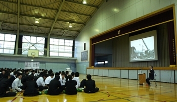 講演会は川崎市と川崎工科高校が連携。<br>毎年1回行っており、今回は4回目。