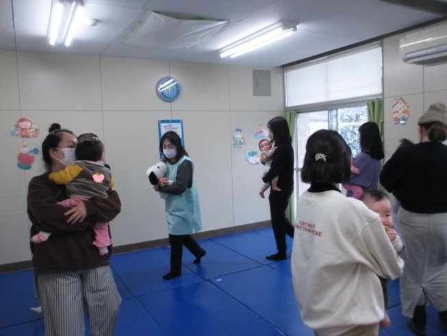 おかあさんと　おさんぽ～♫「今日は「こりす組」がありました！」