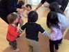 「みんなで体操タイム｜大きな輪から小さな輪へ」