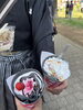 お弟子さん2人が食べた竹炭入りクレープ。生地が黒系「4/9(日)山武の森公園にて桜祭り( *´艸)」