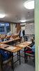 静かに聞いています「🔤 文法も学ぶ英会話 🔤　★英会話と体操のコラボ教室（堀切、お花茶屋、綾瀬、亀有、小菅）」