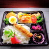 変わり商品　チキンステーキ＆エビフライ「8月21日のお弁当」